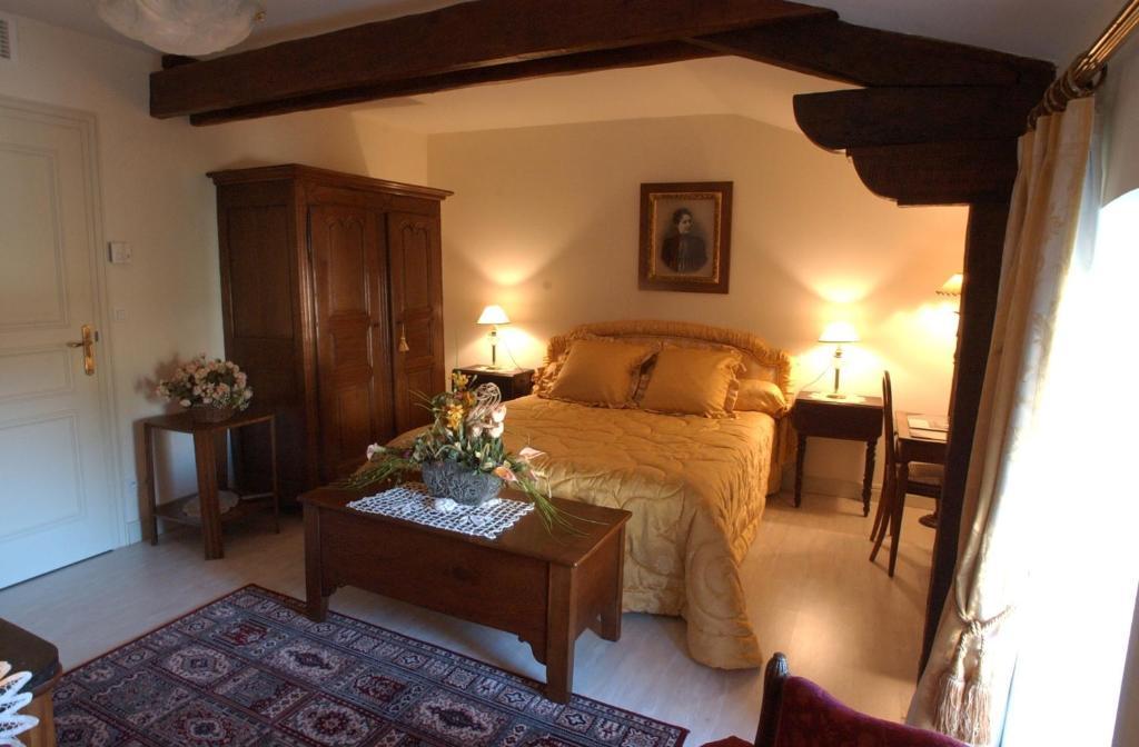 Au Fond De La Cour Bed & Breakfast Veyre-Monton ห้อง รูปภาพ